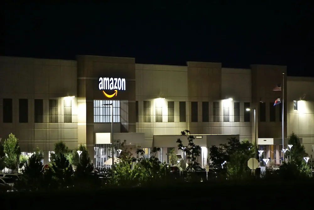 Fast, Data-Driven, Everywhere: How Amazon Rewrote the Rules of Retail