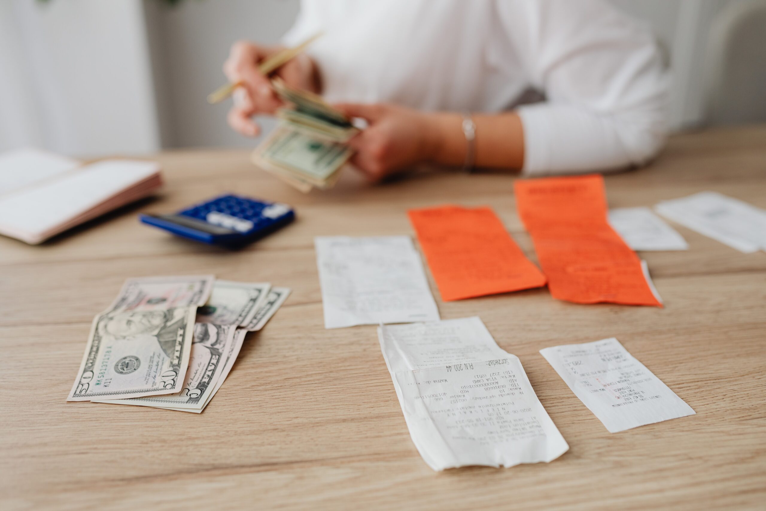 Top 5 Money Habits Students Should Build Before Their First Internship